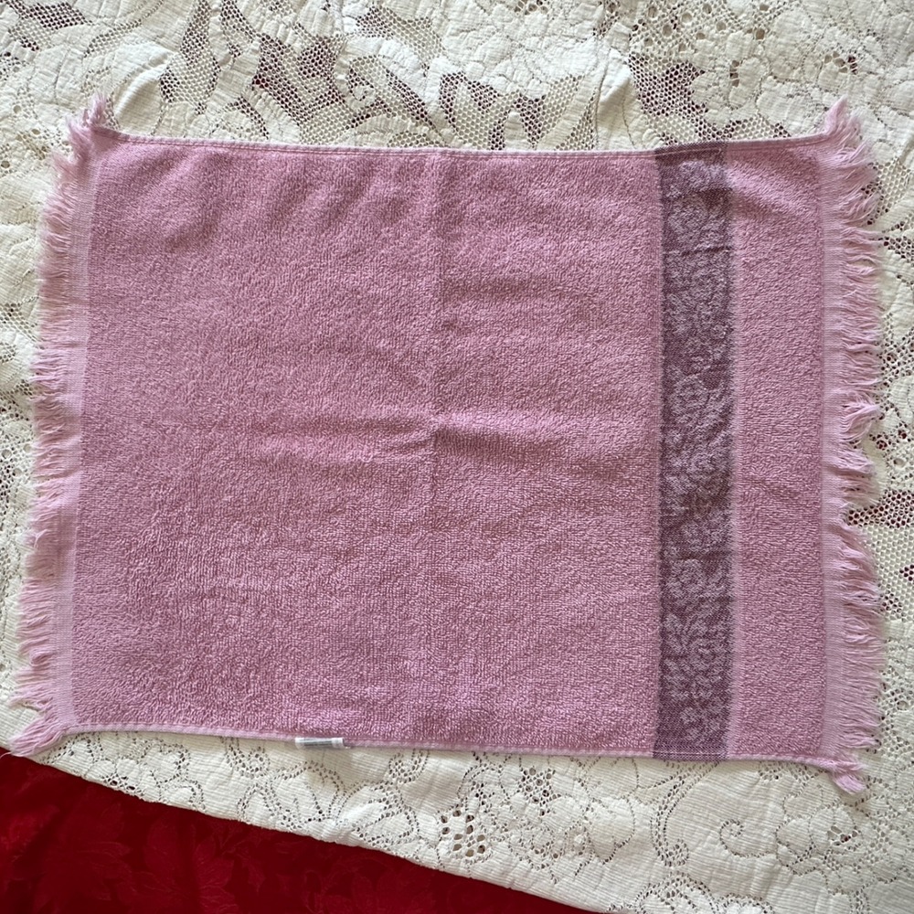 Vintage Pink Floral Jacquard Fringed Hand Towel Mauve‎ Rose Cotton RS18-HAND